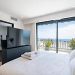 Suite Horizon Penthouse D\'Exception Avec Vue Mer A Cannes